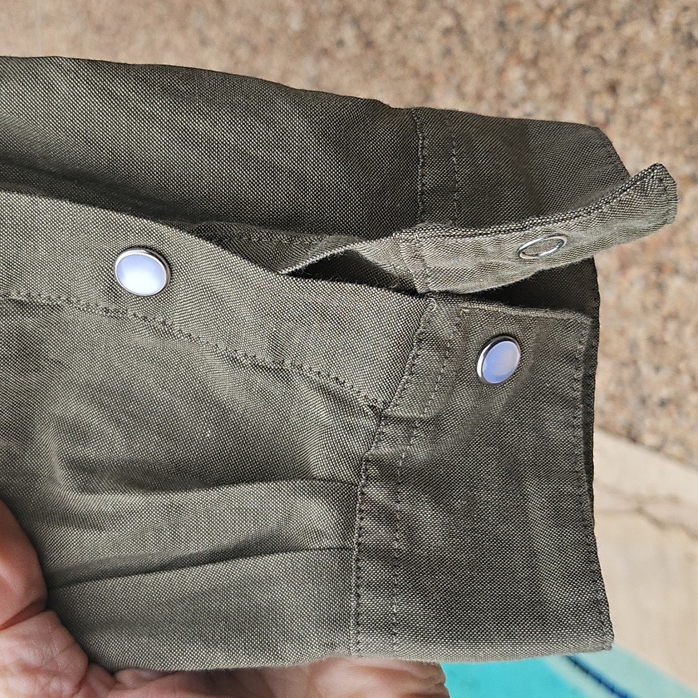Howler Bros. Gaucho vented quick dry Khaki pearl snapshirt Embroidered Eagles XL - Picture 8 of 11